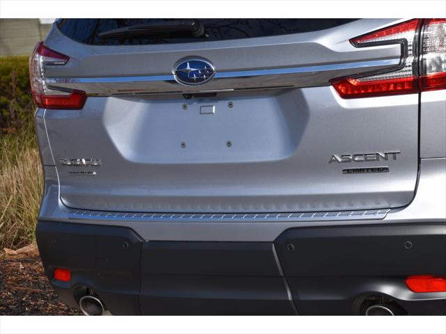 2025 Subaru Ascent SUV in Ice Silver Metallic thumbnail 7