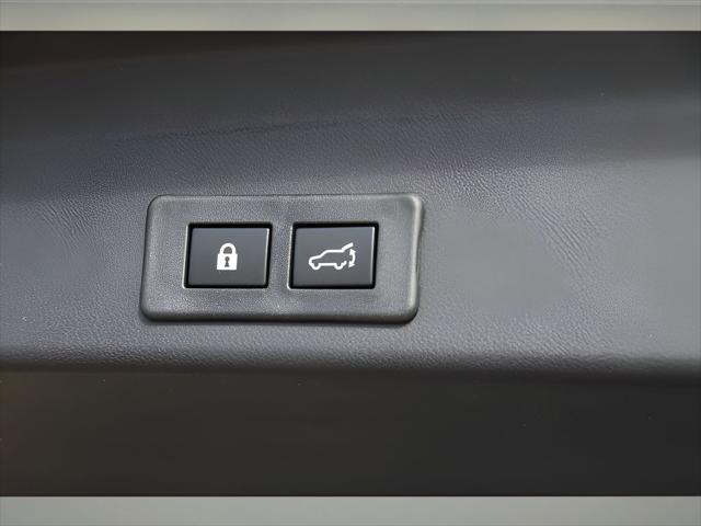2025 Subaru Ascent SUV in Ice Silver Metallic thumbnail 20