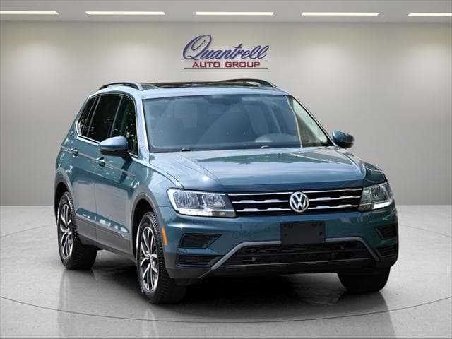 2019 Volkswagen Tiguan SUV in Stone Blue Metallic thumbnail 2