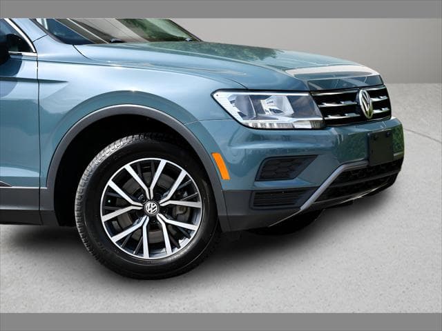 2019 Volkswagen Tiguan SUV in Stone Blue Metallic thumbnail 10