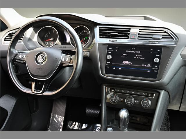 2019 Volkswagen Tiguan SUV in Stone Blue Metallic thumbnail 18