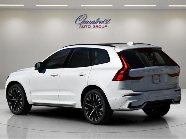 2027 Volvo XC60 SUV in Crystal White thumbnail 6