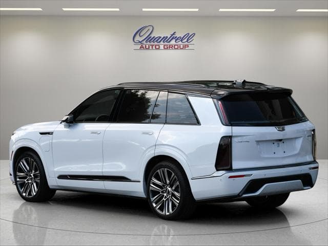 2026 Cadillac VISTIQ SUV in Vibrant White Tricoat thumbnail 6