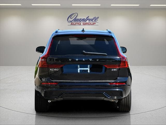 2027 Volvo XC60 SUV in Onyx Black thumbnail 5