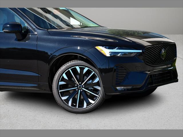 2027 Volvo XC60 SUV in Onyx Black thumbnail 10
