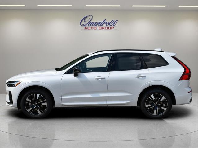 2027 Volvo XC60 SUV in Crystal White thumbnail 7