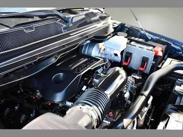 2022 RAM 1500 Truck in Patriot Blue Pearlcoat thumbnail 23