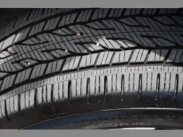 2023 Chevrolet Tahoe SUV in Summit White thumbnail 11
