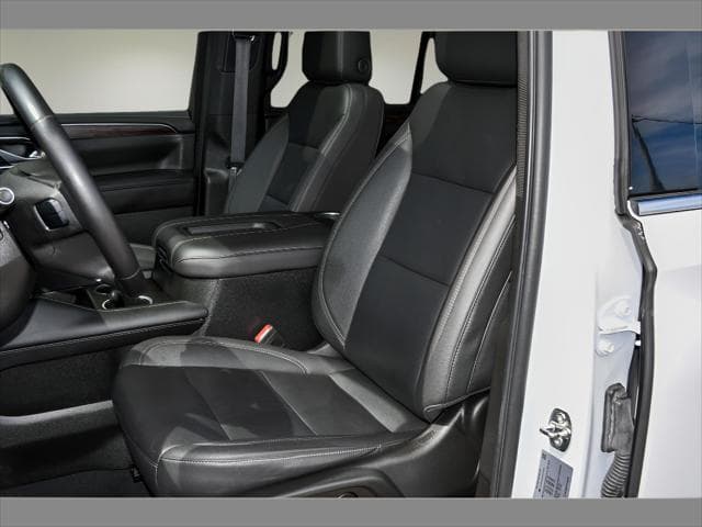 2023 Chevrolet Tahoe SUV in Summit White thumbnail 13