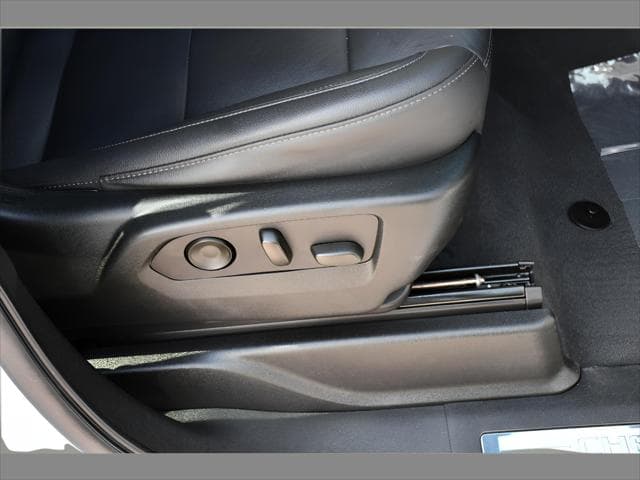 2023 Chevrolet Tahoe SUV in Summit White thumbnail 30