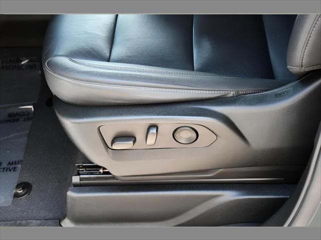 2023 Chevrolet Tahoe SUV in Summit White thumbnail 31