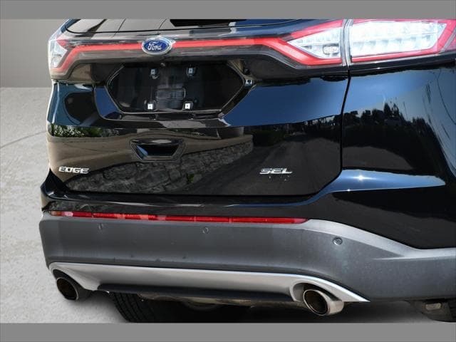 2018 Ford Edge SUV in Shadow Black thumbnail 27