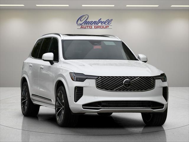 2027 Volvo XC90 Plug-In Hybrid SUV in Crystal White thumbnail 2