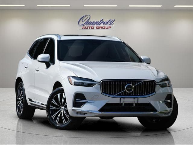2022 Volvo XC60 in Crystal White Metallic
