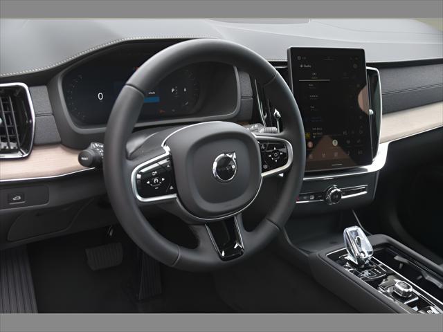 2026 Volvo XC90 SUV in Denim Blue Metallic thumbnail 12