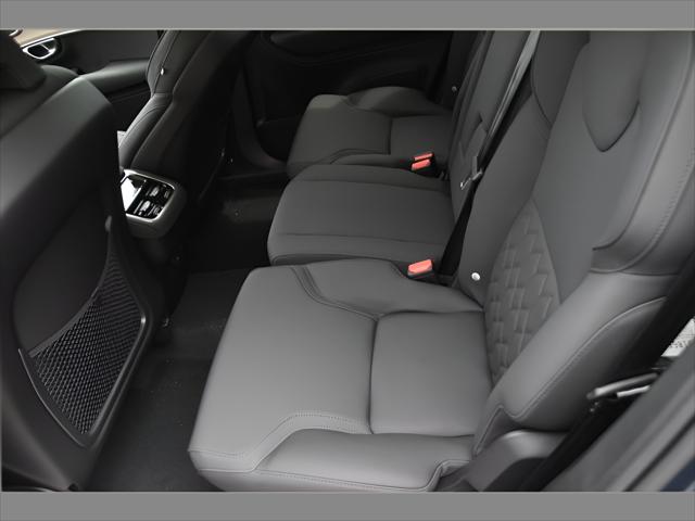 2026 Volvo XC90 SUV in Denim Blue Metallic thumbnail 15