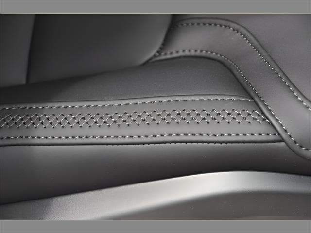 2026 Volvo XC90 SUV in Denim Blue Metallic thumbnail 30