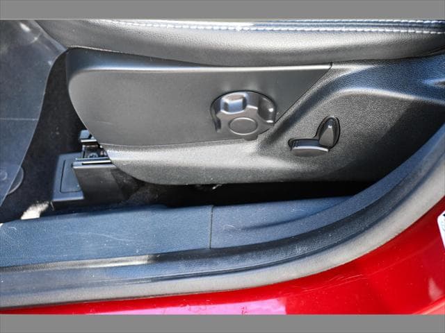2022 Ford EcoSport SUV in Ruby Red Metallic Tinted Clearcoat thumbnail 31
