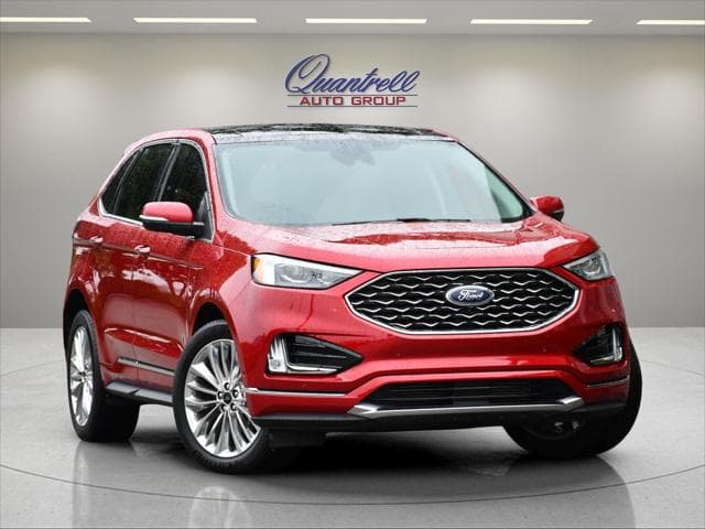 2022 Ford Edge in Rapid Red Metallic Tinted Clearcoat