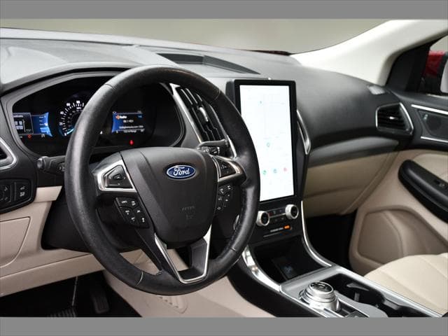 2022 Ford Edge SUV in Rapid Red Metallic Tinted Clearcoat thumbnail 13
