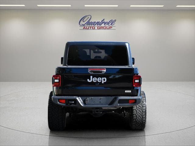 2021 Jeep Gladiador Truck in Black Clearcoat thumbnail 5