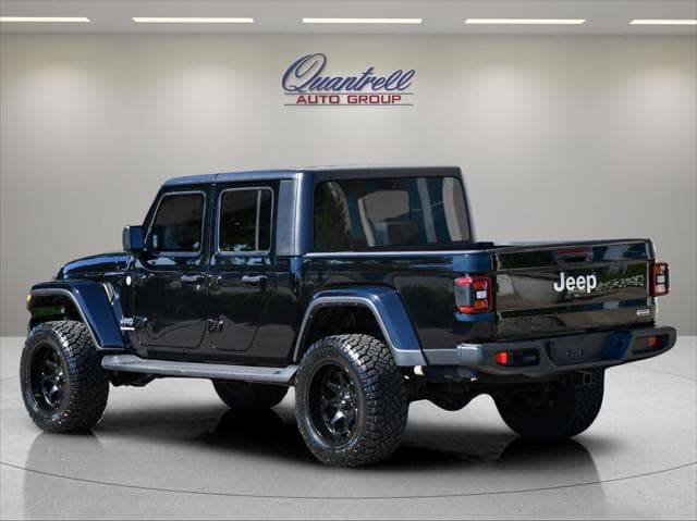 2021 Jeep Gladiador Truck in Black Clearcoat thumbnail 6