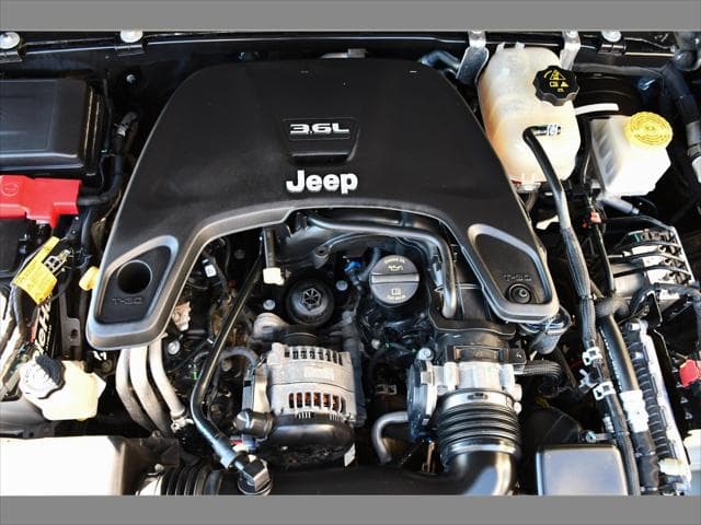 2021 Jeep Gladiador Truck in Black Clearcoat thumbnail 25