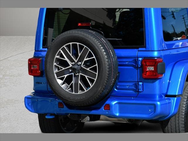 2022 Jeep Wrangler 4xe SUV in Hydro Blue Pearlcoat thumbnail 27