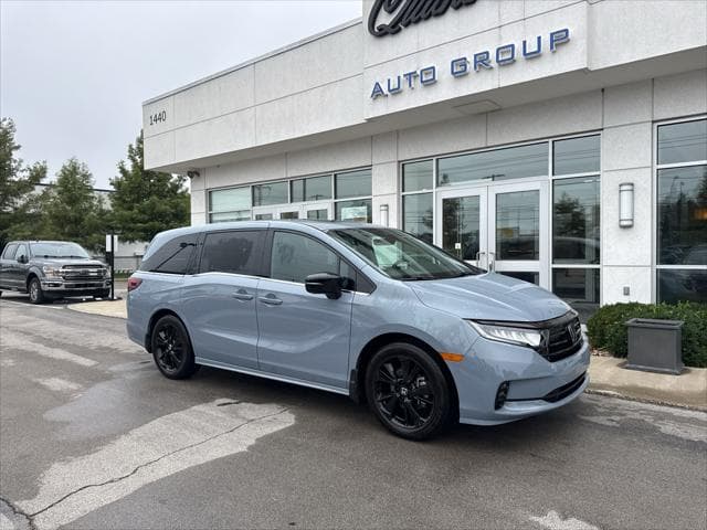 2024 Honda Odyssey in Sonic Gray Pearl