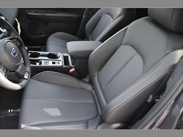 2026 Subaru Outback SUV in Magnetite Gray Metallic thumbnail 12