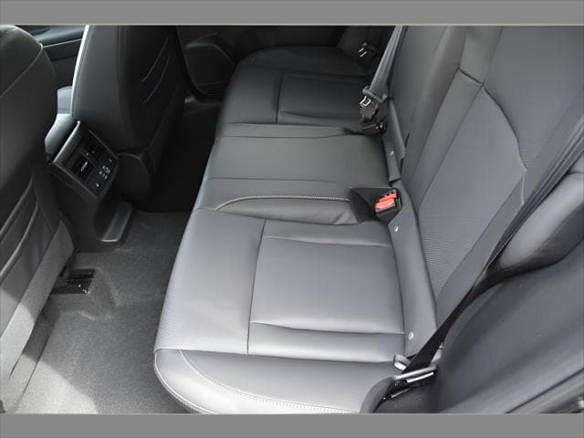2026 Subaru Outback SUV in Magnetite Gray Metallic thumbnail 14