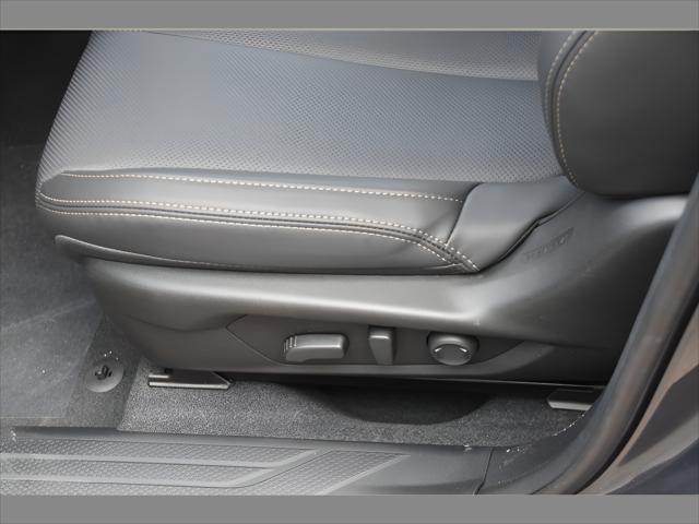 2026 Subaru Outback SUV in Magnetite Gray Metallic thumbnail 31