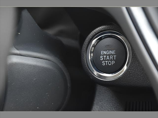 2026 Subaru Crosstrek SUV in Crystal White Pearl thumbnail 32