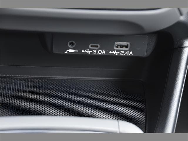 2026 Subaru Crosstrek SUV in Crystal White Pearl thumbnail 36