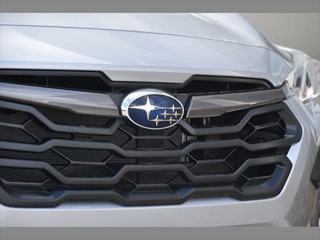 2026 Subaru Crosstrek SUV in Ice Silver Metallic thumbnail 10