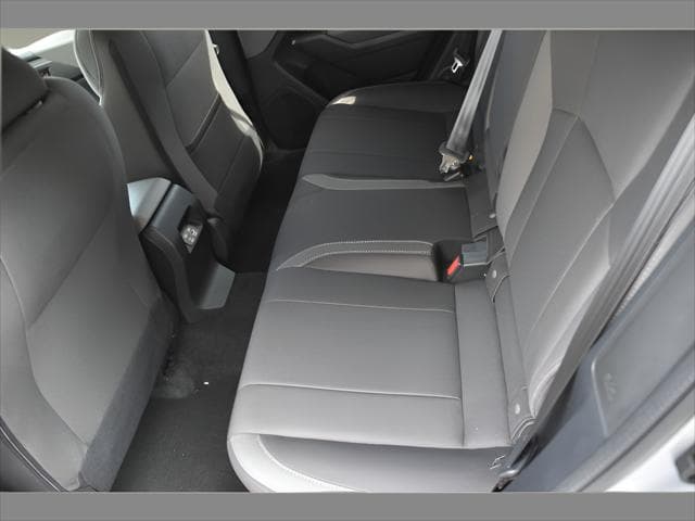 2026 Subaru Crosstrek SUV in Ice Silver Metallic thumbnail 14