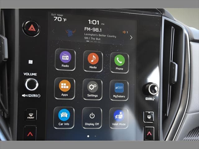 2026 Subaru Crosstrek SUV in Ice Silver Metallic thumbnail 19