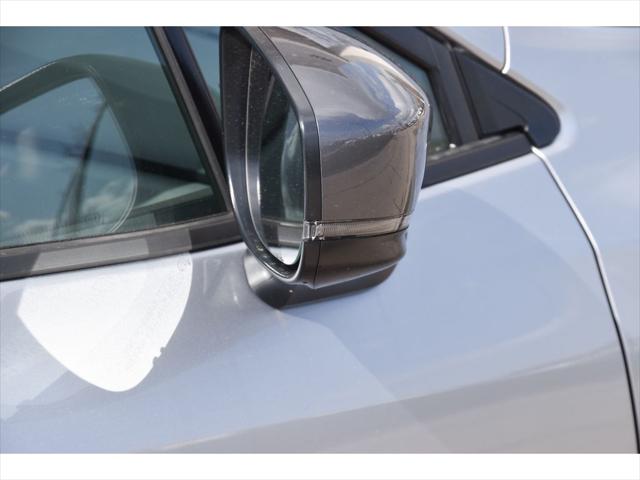 2026 Subaru Crosstrek SUV in Ice Silver Metallic thumbnail 26