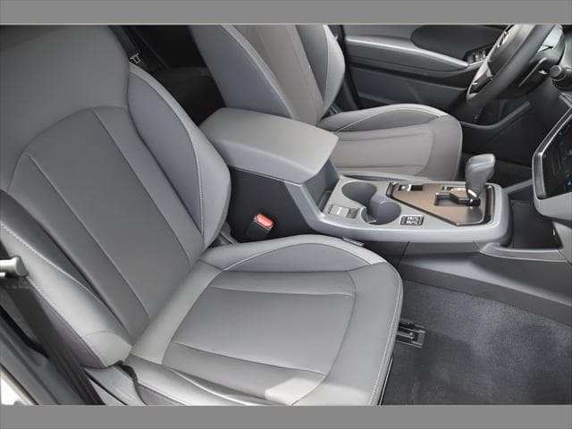 2026 Subaru Crosstrek SUV in Ice Silver Metallic thumbnail 27