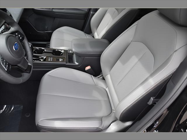 2026 Subaru Outback SUV in Crystal Black Silica thumbnail 12
