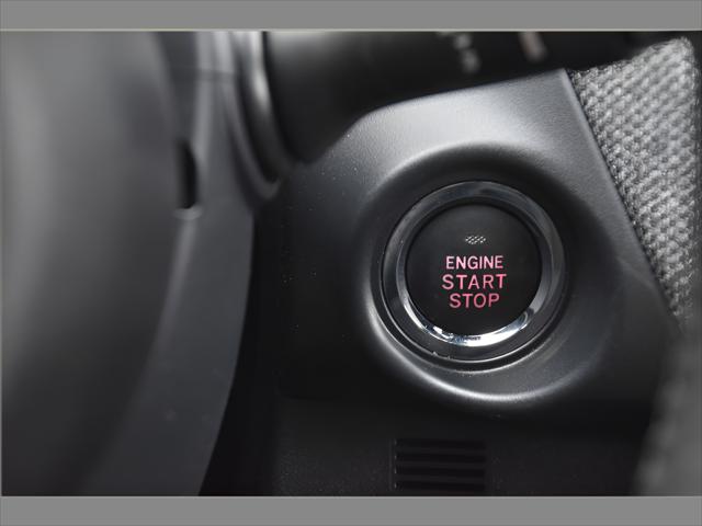 2026 Subaru Outback SUV in Crystal Black Silica thumbnail 34