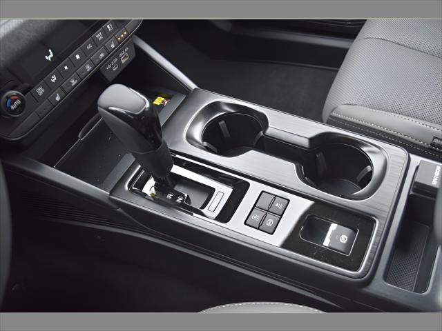2026 Subaru Outback SUV in Crystal Black Silica thumbnail 35