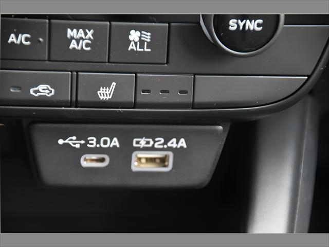 2026 Subaru Outback SUV in Crystal Black Silica thumbnail 36