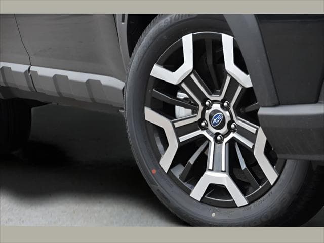 2026 Subaru Outback SUV in Crystal Black Silica thumbnail 10
