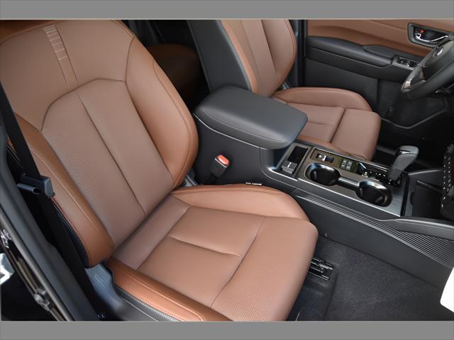2026 Subaru Outback SUV in Crystal Black Silica thumbnail 29