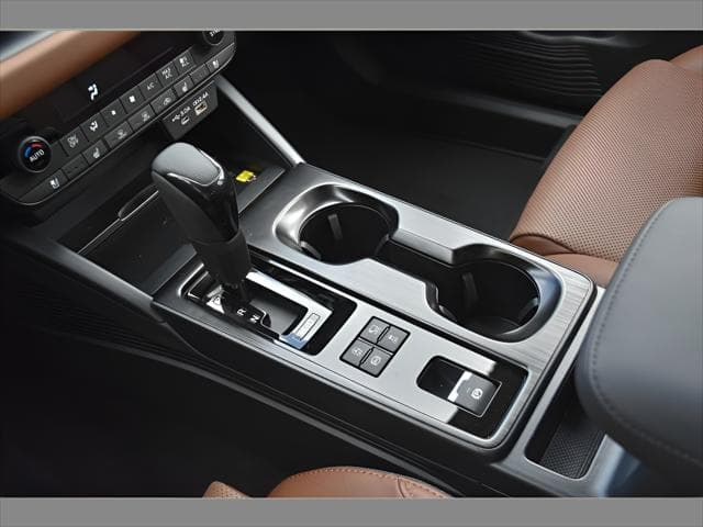 2026 Subaru Outback SUV in Crystal Black Silica thumbnail 35