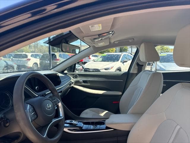 2023 Hyundai Sonata Sedan in Onyx Black thumbnail 9