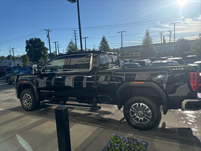2024 GMC Sierra 2500HD Truck in Onyx Black thumbnail 5