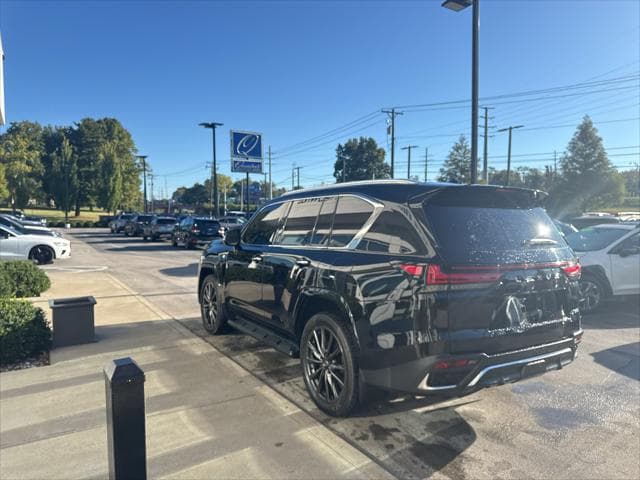2024 Lexus LX 600 SUV in Black thumbnail 5