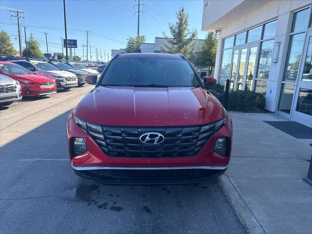 2022 Hyundai Tucson SUV in Calypso Red thumbnail 8